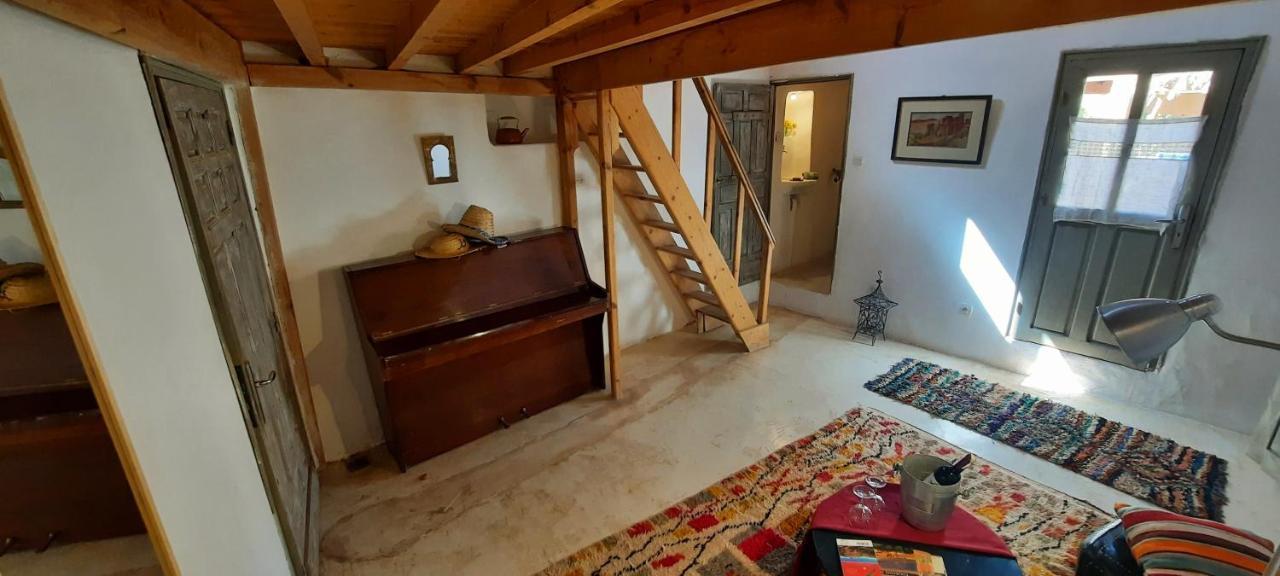 Maison D'Hotes Irocha Tisseldeï 외부 사진